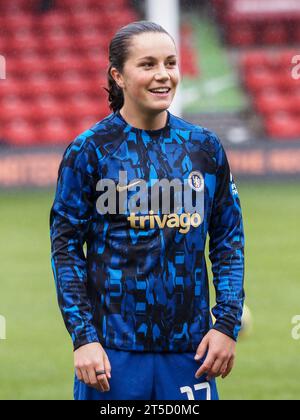 Walsall, Großbritannien. November 2023. Walsall, England, 4. November 2023: Jessie Fleming (17 Chelsea) wärmt sich während des Barclays FA Womens Super League-Spiels zwischen Aston Villa und Chelsea im Poundland Bescot Stadium in Walsall, England (Natalie Mincher/SPP) auf. /Alamy Live News Stockfoto