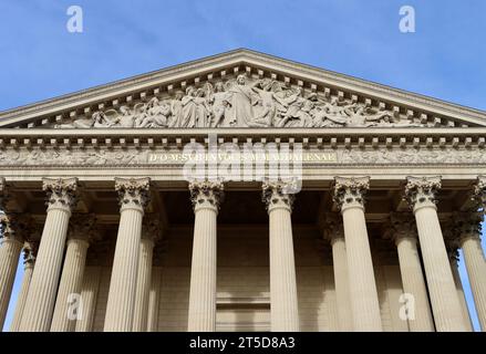 Die Kirche Sainte-Marie-Madeleine oder La Madeleine auf dem Place de la Madeleine im Zentrum von Paris, Frankreich Stockfoto