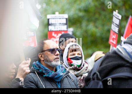 Manchester, Großbritannien. November 2023. Protest gegen Palästina und Ende des Gaza-Konflikts, Manchester 4. November 2023 Credit: Rachel Parsley/Alamy Live News Stockfoto