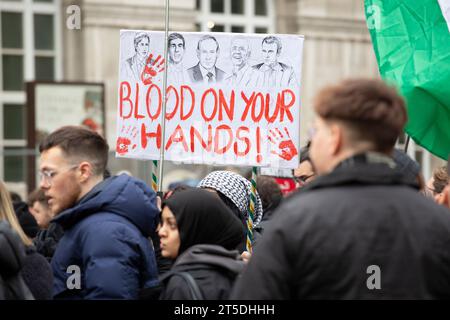 Manchester, Großbritannien. November 2023. Protest gegen Palästina und Ende des Gaza-Konflikts, Manchester 4. November 2023 Credit: Rachel Parsley/Alamy Live News Stockfoto