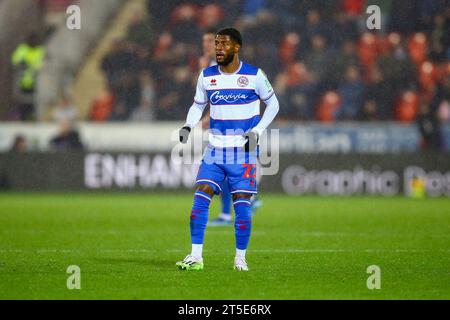 AESSEAL New York Stadium, Rotherham, England - 4. November 2023 Kenneth Paal (22) von Queens Park Rangers - während des Spiels Rotherham United gegen QPR, Sky Bet Championship, 2023/24, AESSEAL New York Stadium, Rotherham, England - 4. November 2023 Credit: Arthur Haigh/WhiteRosePhotos/Alamy Live News Stockfoto