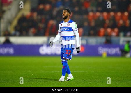 AESSEAL New York Stadium, Rotherham, England - 4. November 2023 Kenneth Paal (22) von Queens Park Rangers - während des Spiels Rotherham United gegen QPR, Sky Bet Championship, 2023/24, AESSEAL New York Stadium, Rotherham, England - 4. November 2023 Credit: Arthur Haigh/WhiteRosePhotos/Alamy Live News Stockfoto