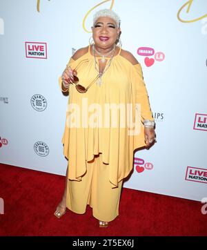 West Hollywood, USA. November 2023. Luenell trifft am Samstag, 4. November 2023, auf dem Imagine Ball 2023 im Peppermint Club in West Hollywood ein. (Foto: Juan Pablo Rico/SIPA USA) Credit: SIPA USA/Alamy Live News Stockfoto