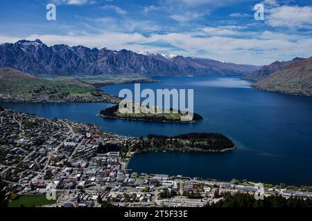 Skyline Roge Mountain mit Blick auf Queenstown ne Zealand Stockfoto