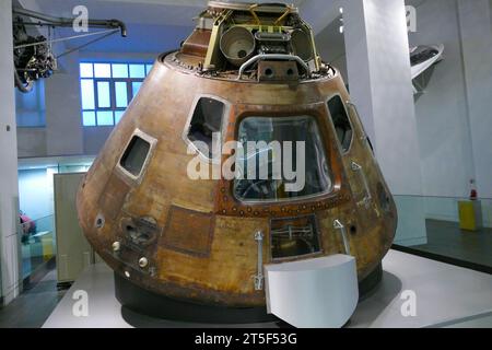 London, Vereinigtes Königreich - 21. Januar 2016: Kapsel des Kommandomoduls der USA Apollo im London Science Museum Stockfoto