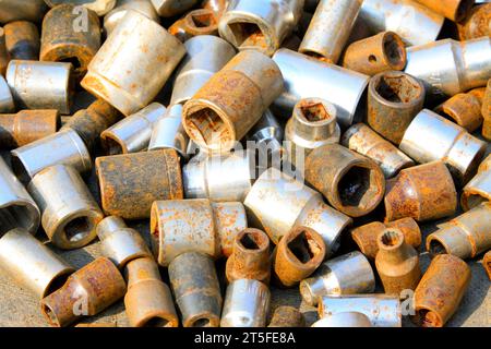 Innensechskantschlüssel aus Metall stapelt sich zusammen Stockfoto