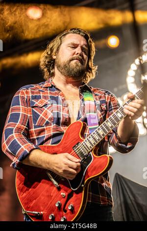 Mailand, Italien. November 2023. Die kanadische Band THE SHEEPDOGS tritt live auf der Bühne von Fabrique auf und eröffnet die Show von Larkin Poe. Vermerk: Rodolfo Sassano/Alamy Live News Stockfoto