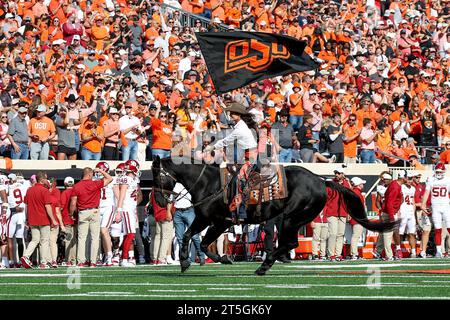 Stillwater, OK, USA. November 2023. xxxxxxx während eines Fußballspiels zwischen den Oklahoma Sooners und den Oklahoma State Cowboys im Boone Pickens Stadium in Stillwater, OK. Gray Siegel/CSM/Alamy Live News Stockfoto