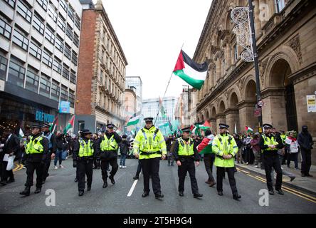 Manchester, Großbritannien. November 2023. Free Palestine and End to Gaza Conflict Protest, Manchester 4. November 2023 Credit: Rachel Parsley/Alamy Live News Stockfoto