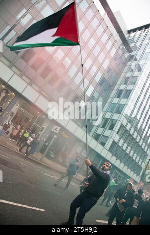 Manchester, Großbritannien. November 2023. Free Palestine and End to Gaza Conflict Protest, Manchester 4. November 2023 Credit: Rachel Parsley/Alamy Live News Stockfoto