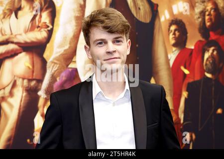 Tim Torok bei der Premiere von 'die Tribute von Panem - The Ballad of Songbirds & Snakes' am 5.11.2023 in Berlin Stockfoto