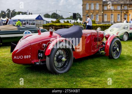 1935 MG Magnette Typ K, ausgestellt auf der Salon Privé Concours d’Elégance Motorshow im Schloss Blenheim. Stockfoto