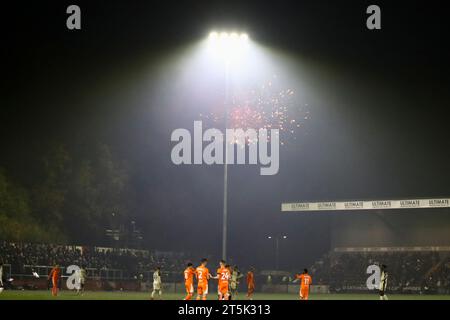 Ein allgemeiner Überblick über das Spiel während des FA Cup First Round Matches zwischen Bromley und Blackpool in der Hayes Lane, Bromley am Samstag, 4. November 2023. (Foto: Tom West | MI News) Credit: MI News & Sport /Alamy Live News Stockfoto