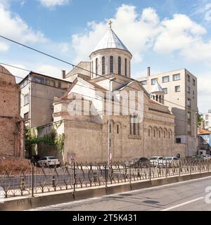 Istanbul, Türkei - 13. Mai 2023: St. Gregor Lusavorich Orthodoxe Armenische Kirche, die älteste erhaltene armenisch-apostolische Kirche im Bezirk Karakoy, erbaut im späten 14. Jahrhundert in der Genuanischen Zeit Stockfoto