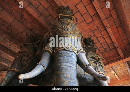 Sanya City, China - 31. März 2019: Elefantenskulptur in einer Touristenattraktion, Sanya City, Provinz Hainan, China Stockfoto