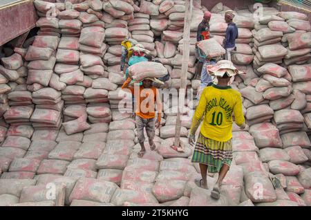 Das Bild wurde am 29. Mai 2022 von Amen Bazar in Bangladesch aufgenommen Stockfoto