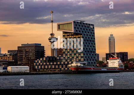 Rotterdam; Niederlande - 03. September 2022: Die Shipping and Transport College Group STC Group ist ein internationaler Seeverkehr- und Logistikbereich Stockfoto