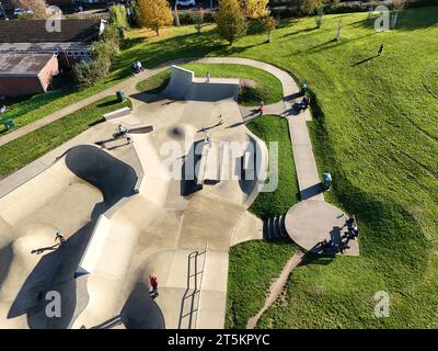 Luftaufnahme des Skateparks in Henley-on-Thames, Großbritannien Stockfoto