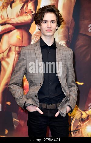 Cooper Dillon bei der Premiere des Kinofilms „die Tribute von Panem - The Ballad of Songbirds & Snakes“ im Zoo Palast. Berlin, 05.11.2023 Stockfoto