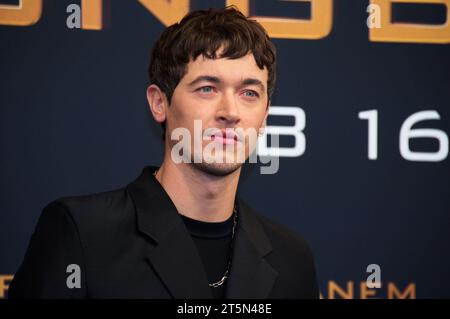 Tom Blyth bei der Premiere des Kinofilms die Tribute von Panem – die Ballade der Singvögel und Schlangen/die Hungerspiele: Die Ballade der Singvögel und Schlangen im Zoo Palast. Berlin, 05.11.2023 *** Tom Blyth bei der Premiere des Films die Hungerspiele die Ballade der Singvögel und Schlangen die Hungerspiele die Ballade der Singvögel Schlangen im Zoo Palast Berlin, 05 11 2023 Foto:XC.xBehringx/xFuturexImagex Panem berlin 3171 Credit: Imago/Alamy Live News Stockfoto