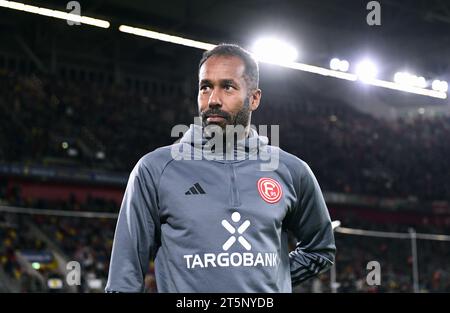 2. Bundesliga, Merkur-Spiel-Arena Düsseldorf: Fortuna Düsseldorf vs. FC Kaiserslautern; Trainer Daniel Thioune (F95) Stockfoto