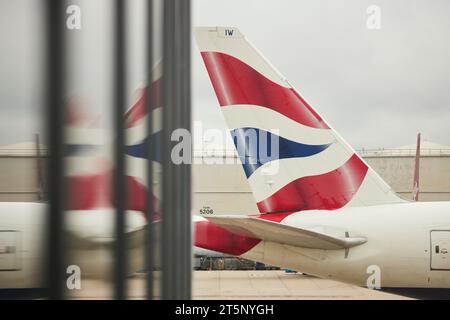 Heathrow Terminal BA British Airways Flossen Stockfoto