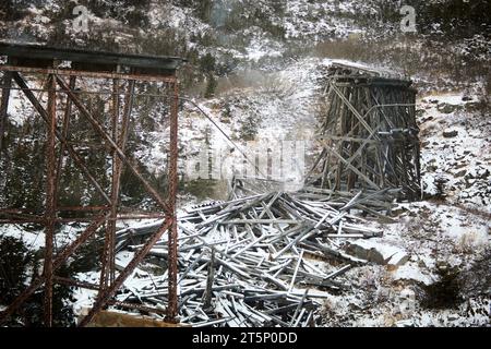 Skagway Alaska brach Brücke auf der White Pass and Yukon Route (WP&Y, WP&YR) Railway auf Stockfoto