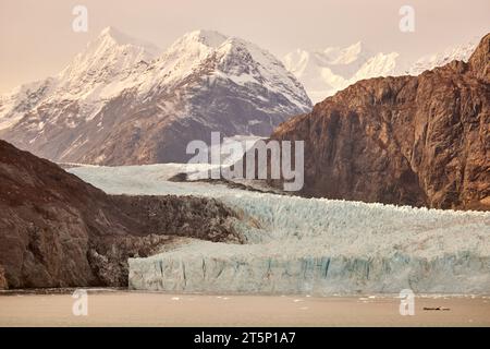 Alaska Norwegian Bliss Kreuzfahrtschiff entlang des Glacier Bay Basin, Margerie Glacier Stockfoto