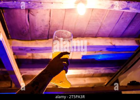 Roland-Brüder auf einer Party in der Nähe von Osnabrück, Stiefeltrunk Stockfoto