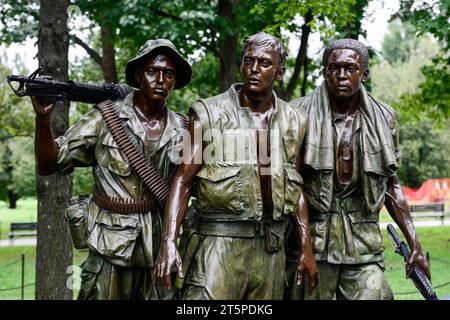 USA, Vietnam war USA, Washington, National Mall, Memorial for Vietnam war Veterans, Skulptur von drei weißen und afroamerikanischen Soldaten Washington DC Vereinigte Staaten von Amerika Credit: Imago/Alamy Live News Stockfoto