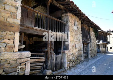 Soto de Agues, populäre Architektur. Naturpark Redes, Asturien, Spanien. Stockfoto