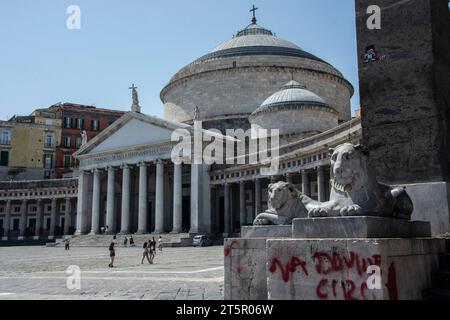 Die Basilica reale Pontificia San Francesco da Paola in Neapel Stockfoto