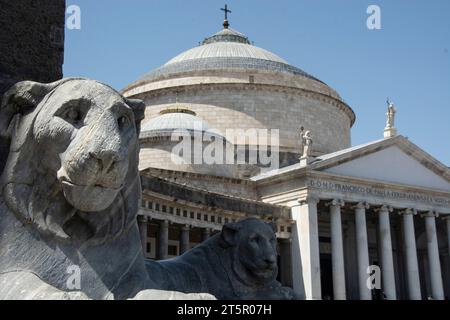 Die Basilica reale Pontificia San Francesco da Paola in Neapel Stockfoto