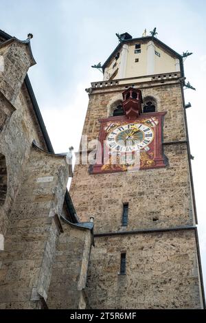 Die denkmalgeschützte Pfarrkirche St. Martin in Memmingen im Niederallgäu von Schwaben, Bayern, Deutschland. Stockfoto