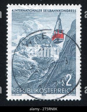 ÖSTERREICH - UM 1975: Briefmarke von Österreich, zeigt Gosaukamm Standseilbahn, um 1975 Stockfoto