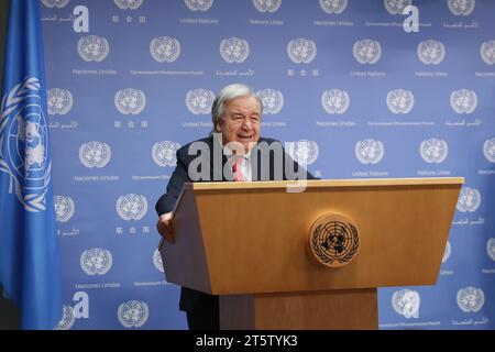 NY, USA. November 2023. Vereinten Nationen, New York, USA, 06. November 2023 - Generalsekretär Antonio Guterres informiert heute im Hauptquartier der Vereinten Nationen in New York über die jüngsten Entwicklungen in Israel und Gaza. Foto: Giada Papini Rampelotto/EuropaNewswire (Kreditbild: © Luiz Rampelotto/ZUMA Press Wire) NUR REDAKTIONELLE VERWENDUNG! Nicht für kommerzielle ZWECKE! Stockfoto