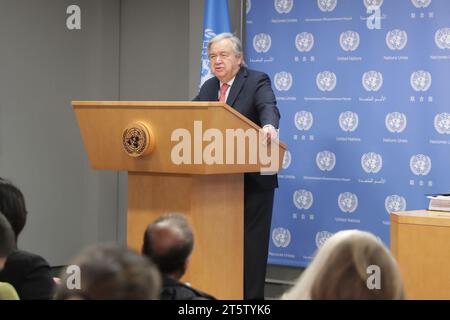 NY, USA. November 2023. Vereinten Nationen, New York, USA, 06. November 2023 - Generalsekretär Antonio Guterres informiert heute im Hauptquartier der Vereinten Nationen in New York über die jüngsten Entwicklungen in Israel und Gaza. Foto: Giada Papini Rampelotto/EuropaNewswire (Kreditbild: © Luiz Rampelotto/ZUMA Press Wire) NUR REDAKTIONELLE VERWENDUNG! Nicht für kommerzielle ZWECKE! Stockfoto