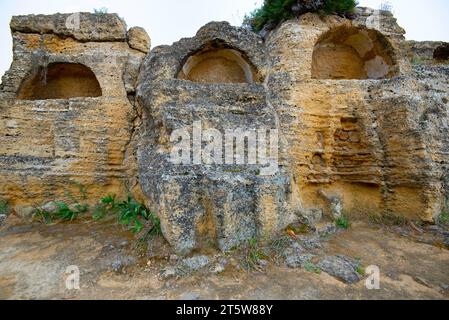 Arcosoli im Tal der Tempel - Agrigento - Italien Stockfoto