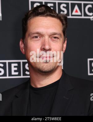 Nashville, USA. November 2023. Isaac Hanson bei den SESAC Nashville Music Awards 2023, die am 5. November 2023 in der Country Music Hall of Fame and Museum in Nashville, TN, stattfanden. © Curtis Hilbun/AFF-USA.com Credit: AFF/Alamy Live News Stockfoto