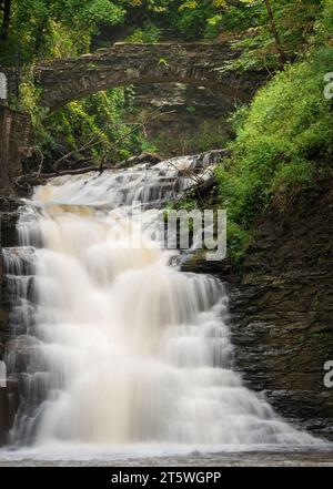 Der Cascadilla Gorge Trail in Ithaka, NY Stockfoto