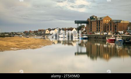 Der historische Kai bei Wells Next the Sea an der Küste von Nord-Norfolk. Stockfoto