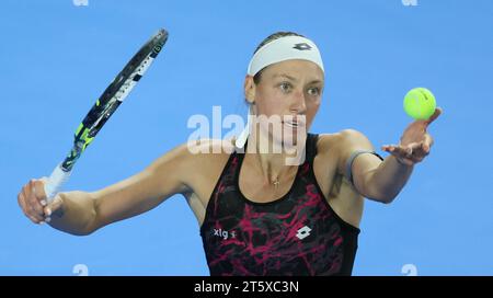 Die belgische Yanina Wickmayer wurde während eines Trainings im Vorfeld des Treffens zwischen Belgien und Ungarn in den Play-offs für den Billie Jean King Cup am Dienstag, den 7. November 2023, in Charleroi gezeigt. BELGA FOTO BENOIT DOPPAGNE Stockfoto