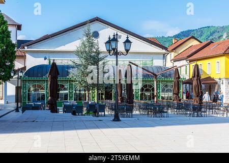 Andricgrad oder Kamengrad, ein ethnisches Dorf in Višegrad, Bosnien und Herzegowina Stockfoto