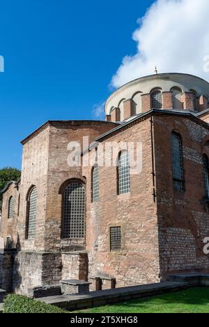 Istanbul, Türkei, Hagia Irene oder Hagia Eirene ist eine östlich-orthodoxe Kirche im äußeren Innenhof des Topkapı-Palastes. Stockfoto