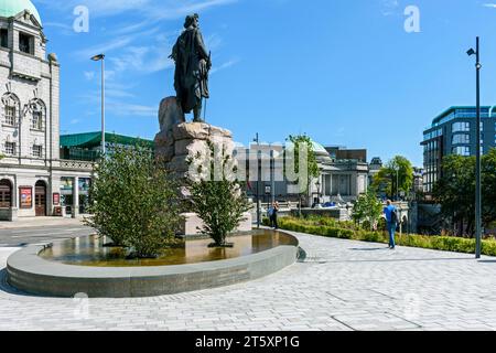 Statue von William Wallace, von William Grant Stevenson, Rosemount Viaduct, Union Terrace Gardens, Aberdeen, Schottland, UK Stockfoto