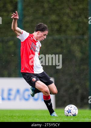 Formello, Italien. November 2023. Formello - Leo sauer von Feyenoord O19 während der vierten Etappe der Gruppenphase der UEFA Youth League zwischen S.S. Lazio O19 und Feyenoord O19 im Centro sportivo di Formello am 7. November 2023 in Formello, Italien. Credit: Box to Box Pictures/Alamy Live News Stockfoto