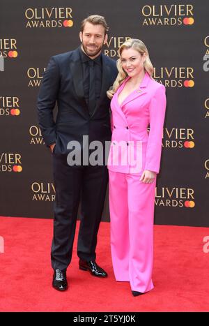 Chris Robshaw und Camilla Kerslake nehmen an den Olivier Awards 2019 mit MasterCard in der Royal Albert Hall in London Teil. Stockfoto