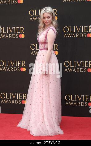 London, Großbritannien. April 2019. Nell Hudson nimmt an den Olivier Awards 2019 mit MasterCard in der Royal Albert Hall in London Teil. (Foto: Fred Duval/SOPA Images/SIPA USA) Credit: SIPA USA/Alamy Live News Stockfoto