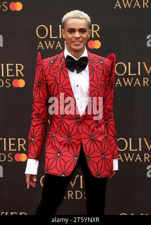 London, Großbritannien. April 2019. Layton Williams nimmt an den Olivier Awards 2019 mit MasterCard in der Royal Albert Hall in London, England, Teil. (Foto: Fred Duval/SOPA Images/SIPA USA) Credit: SIPA USA/Alamy Live News Stockfoto
