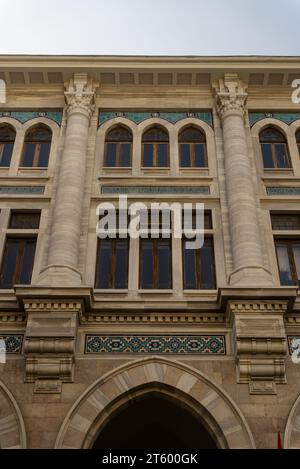 PTT ist mit einer Geschichte von über 170 Jahren eine der ältesten staatlichen Institutionen der Türkei. DAS PTT-MUSEUM befindet sich im Viertel Sirkeci im Viertel Fatih in Istanbul. Stockfoto